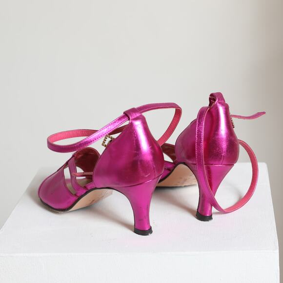 RICH FASHION Hot Pink Metallic Open Toe Leather Sandals - Picture 3 of 5